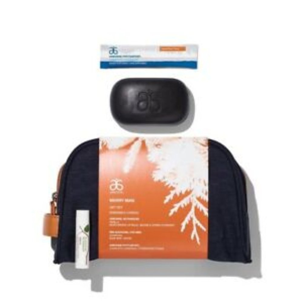 NEW in Box Arbonne Merry May Gift Set